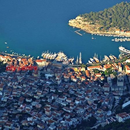 Apartment For 6 In Makarska Centar Zewnętrze zdjęcie