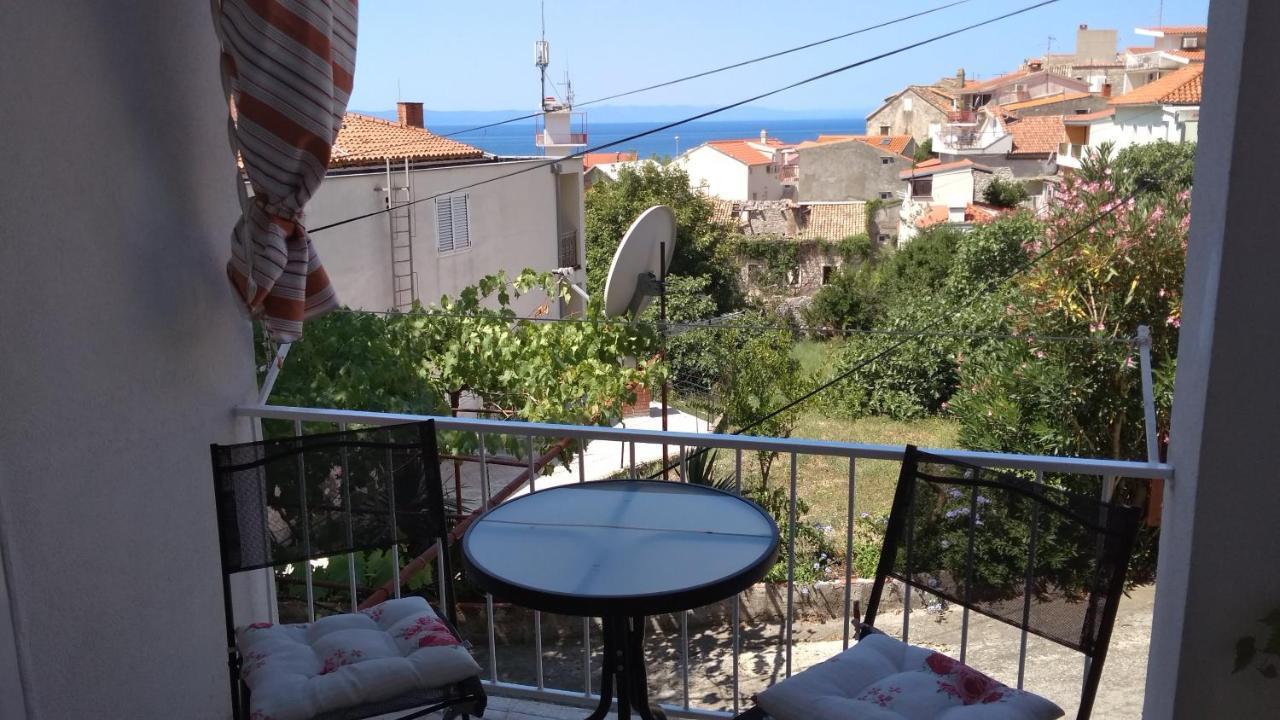 Apartment For 6 In Makarska Centar Zewnętrze zdjęcie