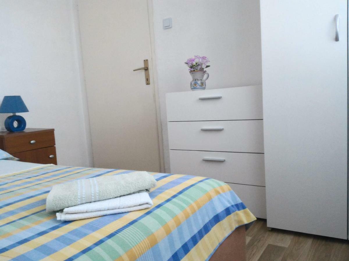 Apartment For 6 In Makarska Centar Zewnętrze zdjęcie