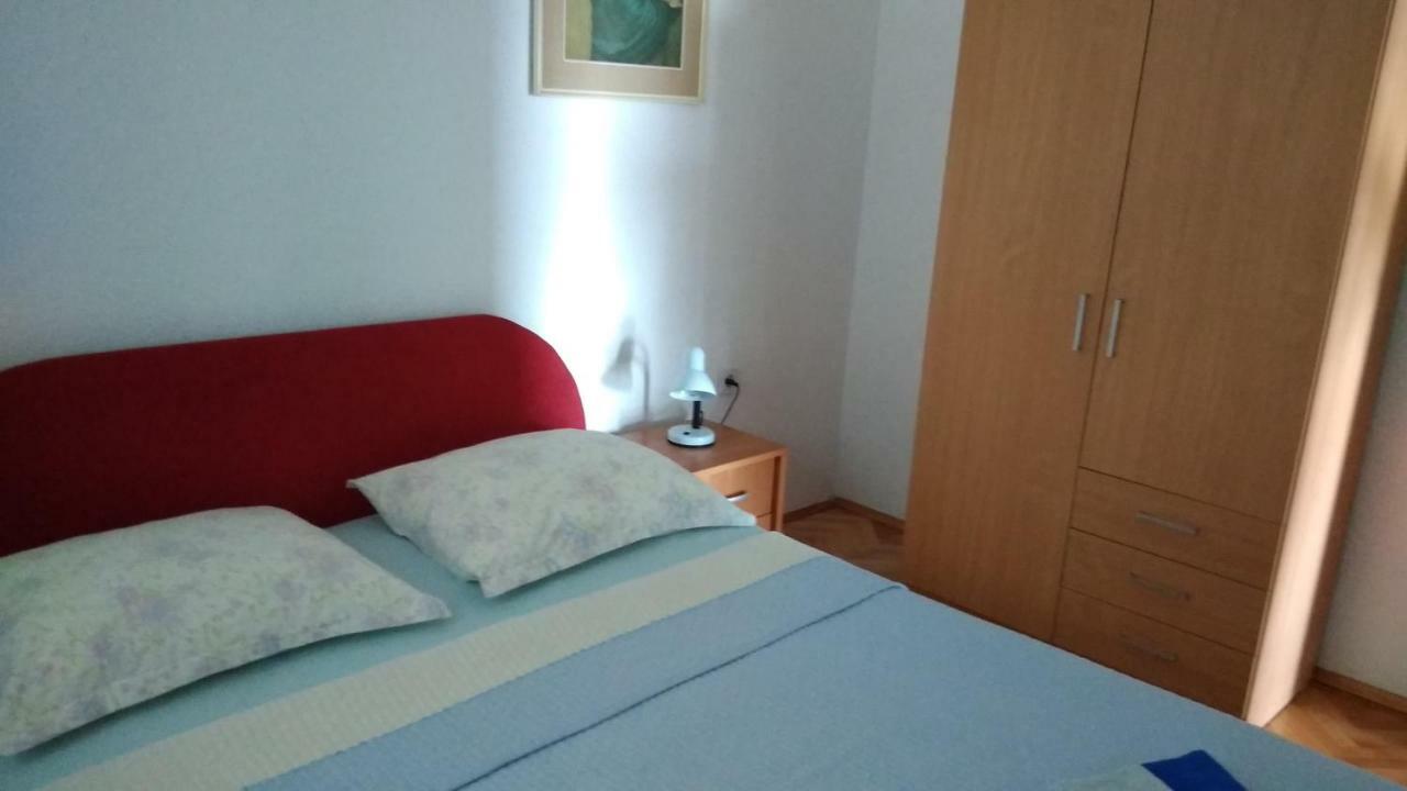 Apartment For 6 In Makarska Centar Zewnętrze zdjęcie